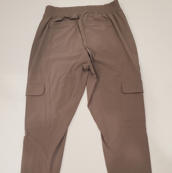 Athleta Grau Cargo Pants - Picture 4 of 7